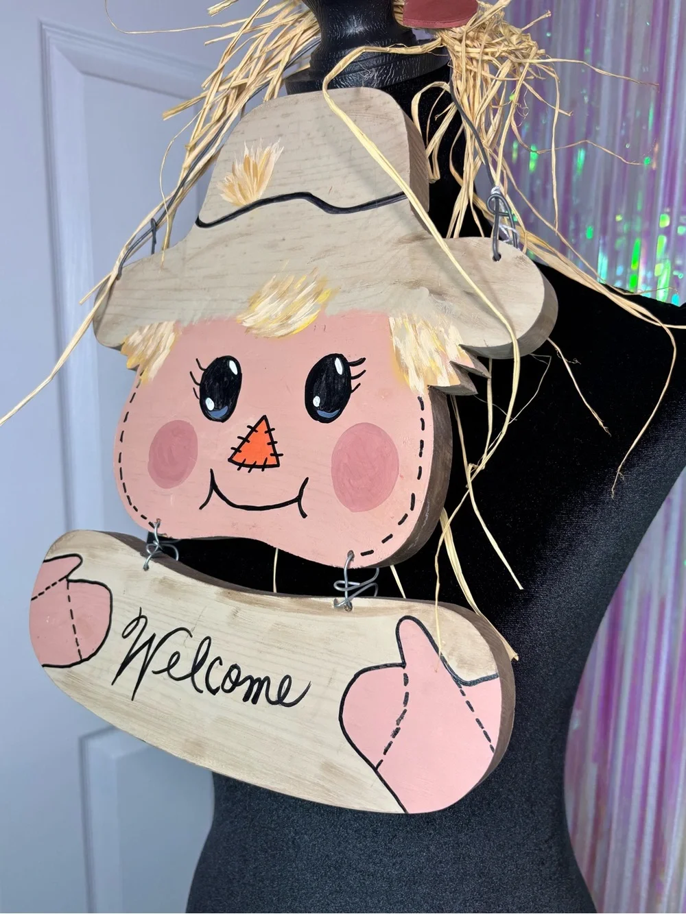Welcome Scarecrow Hanging Wreath Heart & Raffia Straw Detail W/ Wire Hanger